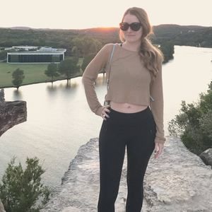 Meet your Posher, Valerie